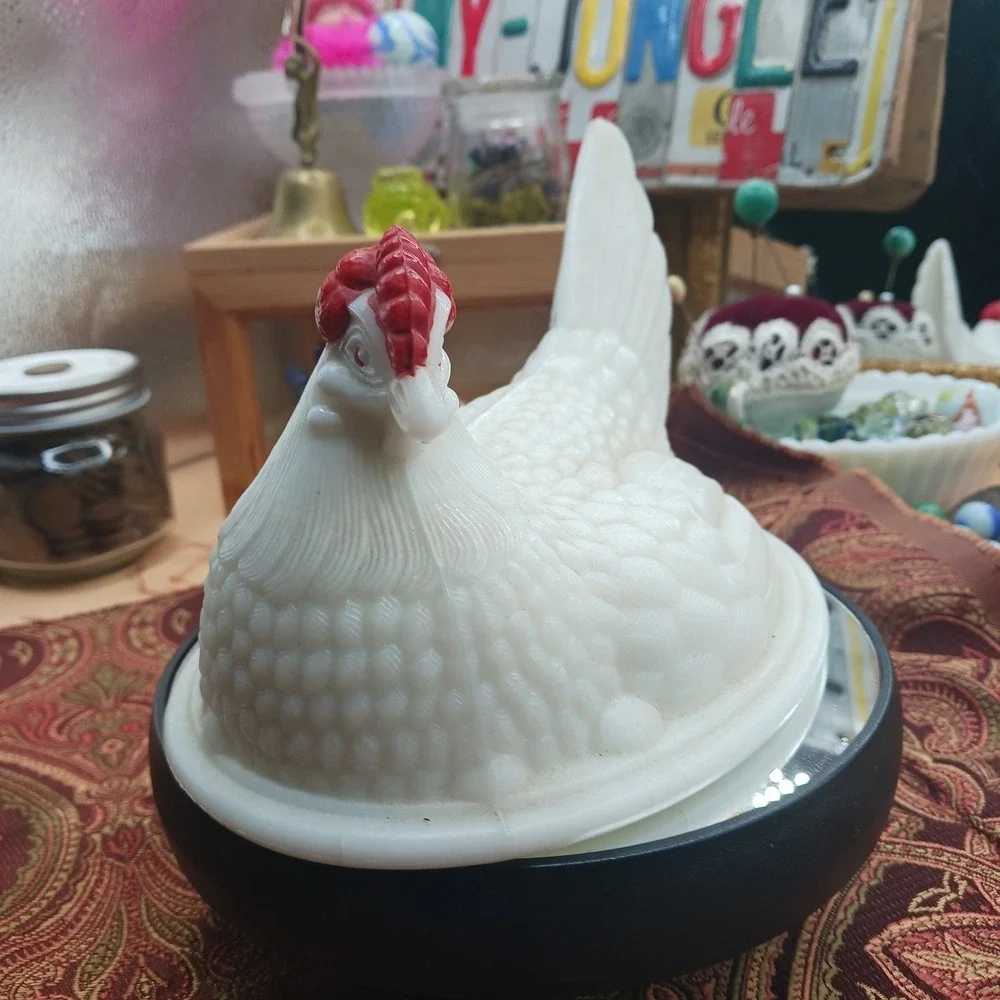 Vtg Westmoreland Hen On Nest HON White Milk Glass Split Tail TOP LID Only *Crack
